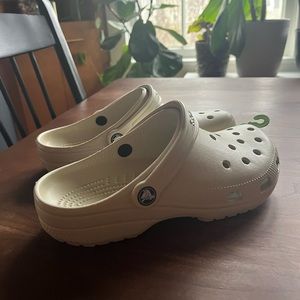 Women’s Crocs in the color “Bone”